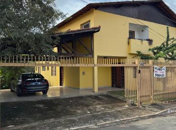 Casa de 5 quartos, Sobradinho · Aluga-se excelente casa em condomínio fechado - Direto com o Proprietário