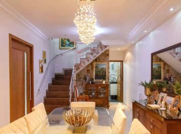 Casa · 202m² · 3 Quartos · 2 Vagas · Casa com 3 quartos e duas vagas na Vila Prudente!