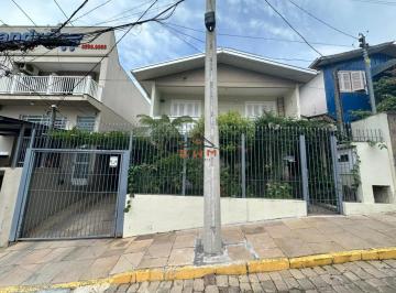 Casa · 191m² · 3 Quartos · 4 Vagas · Casa à venda em Farroupilha, Cinquentenário - 3 Dormitórios, Churrasqueira e 3 Vagas de Garagem