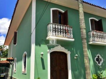 Casa · 450m² · 5 Quartos · 4 Vagas · Granja Julieta - Casa de Vila com 450m² 4 quartos e 2 suítes.