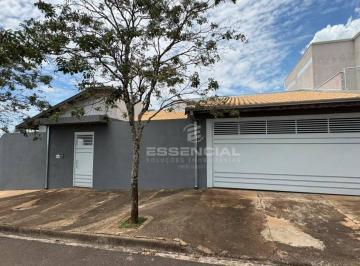 bf416b5a7d054616ed8d1b90b1ca95fdda0db827 · Casa com 3 dormitórios à venda, 180 m² por R$ 550.000 - Jardim Cambuí - Botucatu/SP