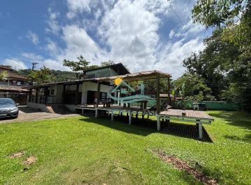 3515fa6036ccea7d04879f0ba75a197213d4858b · Casa Rústica à Venda na Praia de Camburi – 1.000 m² de terreno | 370 m² construídos | 3 km da praia