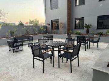 7e7f83d1 · Apartamento, 2 dormitórios, 48.9 m², em Centro