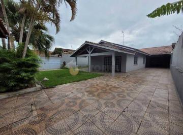Casa de 4 quartos, Caraguatatuba · Casa com 4 quartos SENDO 2 SUITES em Parque Balneário Poiares, 450 m² à venda