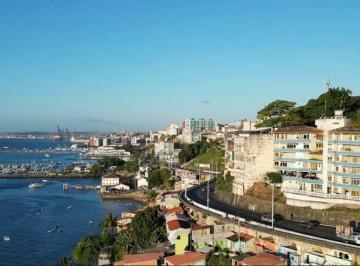 Apartamento de 1 quarto, Salvador · 1/4 Vista Mar – Gamboa / Campo Grande