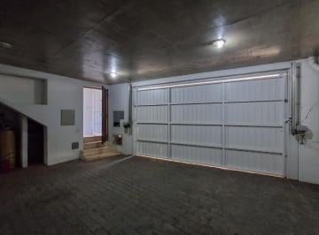 IMG_20260618_014526_000.jpeg · Confortável casa para venda em Sumaré com 3 quartos, sendo 1 suíte, 359m² - samuelmisiuk#1OGG5