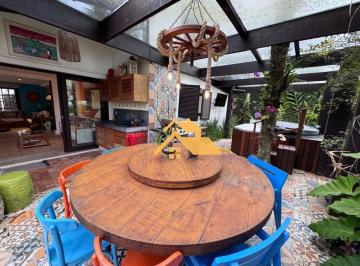 10c0d2b416bba69e0876a512c1a28665a36a57b2 · Casa com 6 dormitórios para alugar, 260 m² por R$ 9.000,00/dia - Praia de Juquehy - São Sebastião/SP
