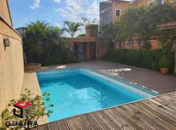 Casa · 640m² · 4 Quartos · 3 Vagas · CASA À VENDA - 4 QUARTOS - 4 SUÍTES - 6 BANHEIROS - 3 VAGAS - 640M²