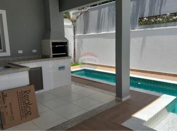 Casa · 230m² · 3 Quartos · 2 Vagas · Locação Sobrado em Condomínio Fechado com 3 suítes - Vinhedo