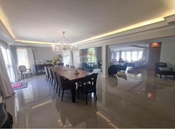 Casa · 539m² · 5 Quartos · Casa de alto padrão mobiliada para locação em condomínio fechado de Vinhedo com 4 suítes.