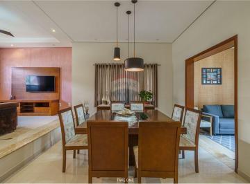 Casa · 240m² · 3 Quartos · 4 Vagas · Casa à venda no Condomínio San Marino, 3 quartos/1 suíte em Valinhos/SP