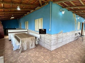 Casa · 60m² · 3 Quartos · 1 Vaga · Casa à Venda – 3 Quartos (1 Suíte) | 60 m² construídos | 200 m² de terreno