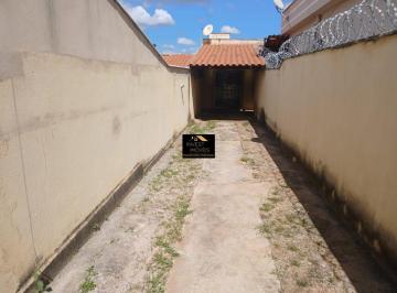 Casa · 44m² · 2 Quartos · 2 Vagas · Casa à Venda em Mateus Leme - 2 Quartos - Garagem Coberta!