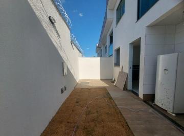 Imagem 1 · Casa para venda em Jardim Leblon, Belo Horizonte