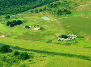 Imagem 1 · Fazenda para venda em Cáceres