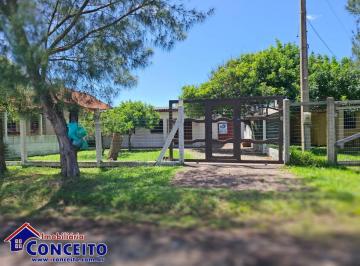Casa de 3 quartos, Imbé · C902 - Ótima residência com 03 dormitórios no Balneário Presidente
