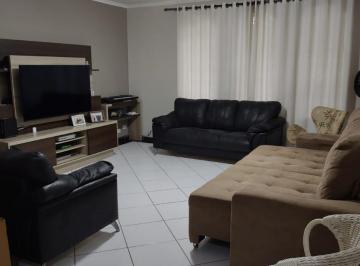 Casa · 245m² · 3 Quartos · 3 Vagas · Lindo Sobrado á venda com 3 Suítes na Vila Matarazzo - Santo André