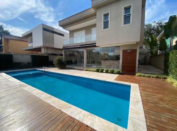Casa · 520m² · 5 Quartos · 4 Vagas · Belíssima casa a venda no Residencial 02 com 4 suítes e 4 vagas de garagem