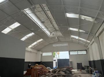 Comercial · 1350m² · 2 Quartos · 3 Vagas · Galpão para Alugar com 1350m², no bairro Campeste - Santo André!!!
