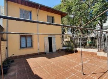 Casa · 328m² · 5 Quartos · 3 Vagas · Casa à venda em São Paulo-SP, 5 quartos, 3 banheiros, 3 vagas na Aclimação - 328m² de área!