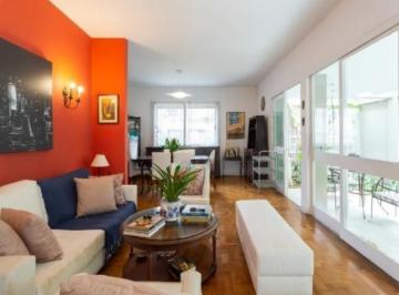 Casa · 390m² · 4 Quartos · 4 Vagas · Sobrado no Pacaembú, 390m², 4 dormitórios e 4 vagas.