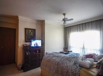 Apartamento · 226m² · 3 Quartos · 4 Vagas · Imperdível apartamento com 3 quartos e 4 vagas na Vila Suzana, São Paulo-SP - Confira!
