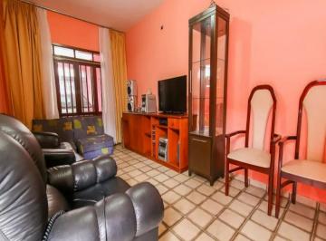 Casa · 140m² · 4 Quartos · 2 Vagas · Casa à venda no Cupecê com 140m² 4 dormitórios 2 suítes 4 banheiros 2 vagas