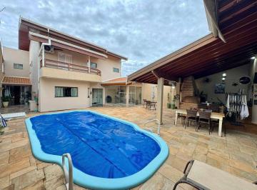 Casa · 338m² · 5 Quartos · 2 Vagas · Sobrado no Parque Residencial Nardini