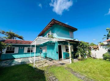 Casa · 156m² · 3 Quartos · Sobrado Com Amplo Espaço De Terreno E Piscina, Aprox. 100m Da Praia!
