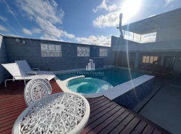 Casa · 594m² · 4 Quartos · Predio com apto + sala comercial em Itapema do Norte