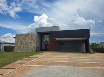 Casa · 254m² · 3 Quartos · 8 Vagas · Casa à venda em Araçoiaba da Serra, Condomínio Village Ipanema, com 3 suítes, com 254 m²