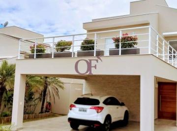 Casa · 360m² · 3 Quartos · 4 Vagas · Casa no Bosque dos Jatobás com Piscina Aquecida e Energia Solar