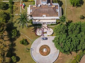 Casa · 1300m² · 10 Quartos · 10 Vagas · Imóvel de Alto Padrão com 10 Suítes, Lazer Completo e Natureza Preservada