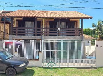 Foto 01 · Sobrado, Centro, Balneário Piçarras, SC
