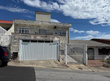 Casa · 208m² · 5 Quartos · 4 Vagas · Casa 6 Quartos com 1 Suíte e 208m² - Ipiranga