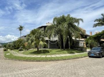Casa · 325m² · 4 Quartos · 2 Vagas · Casa com 4 suítes em Jurerê Internacional