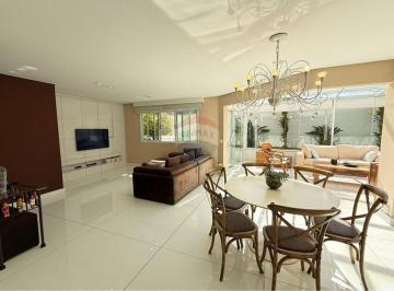 Casa · 560m² · 3 Quartos · 6 Vagas · Casa em Condomínio – 560 m² | 3 Suítes | 6 Vagas