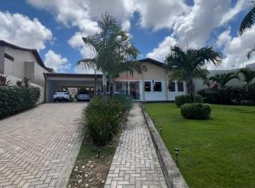 Casa · 417m² · 8 Vagas · Luxo em Candelária: Casa Espaçosa com Piscina - 417m² em um terreno de 1.000m² - Financia