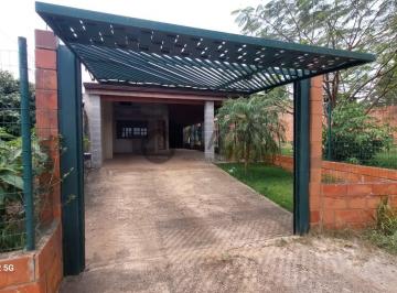 Foto 01 · Chácara para locação em Sorocaba-SP, bairro Caguassu: 3 quartos, 1 suíte, 2 salas, 1 banheiro, 4 vag