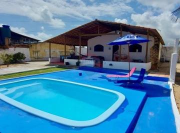 Casa · 198m² · 3 Quartos · 6 Vagas · Casa Exclusiva na Praia de Búzios – 50m do Mar | Conforto, Espaço e Alta Rentabilidade