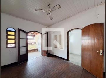 Casa · 225m² · 3 Quartos · 2 Vagas · Casa à Venda - Água Fria, 3 Quartos, 225 m2