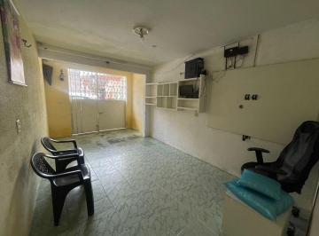 Casa de 3 quartos, Fortaleza · Casa com 70 m² e 3 quartos à venda em Coaçu