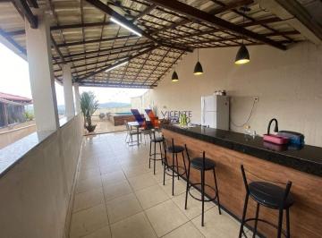 Área Gourmet · Seu novo lar no Bom Repouso: Casa com piscina e terraço com vista para montanha