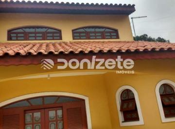 Casa · 238m² · 3 Quartos · 2 Vagas · Sobrado para Aluguel no Jardim Milena, Santo André — 238 m², 3 Dorms (1 Suíte)