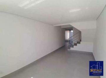 Casa · 122m² · 2 Quartos · 1 Vaga · Casa geminada 2 quartos, 2 suítes, 122m², vaga para até 2 carros, com entrada independente e quintal