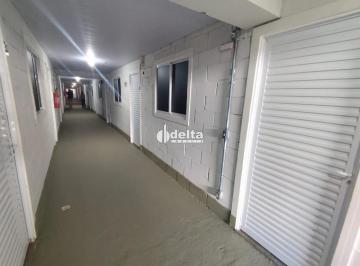 Comercial · 1500m² · Prédio comercial disponível para locação no bairro Bom Jesus em Uberlândia-MG