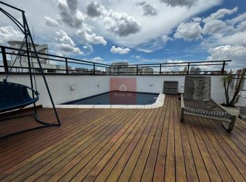 Apartamento · 233m² · 2 Quartos · 3 Vagas · Excelente cobertura em Moema Pássaros