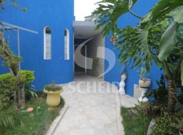Casa · 202m² · 4 Quartos · 4 Vagas · Sobrado de 380m2 com 4 dormitórios, sendo 4 suítes, 6 banheiros, 2 vagas na região da vila marari.
