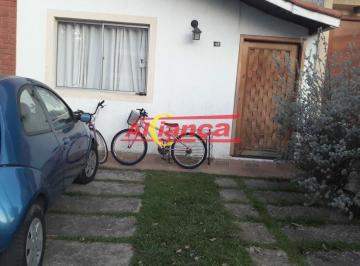 Casa · 90m² · 2 Quartos · 2 Vagas · Casa em condomínio com 3 dormitórios no Condomínio Residencial Gramado