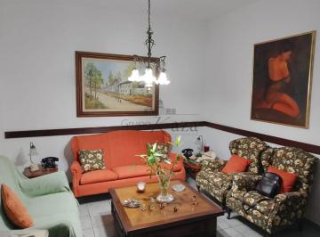 Casa · 150m² · 3 Quartos · 2 Vagas · Oportunidade - Sobrado Residencial - Vila Betânia - 3 Dormitórios - 138m²